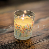 Fun celebration soy wax candle in glass jar with bamboo lid