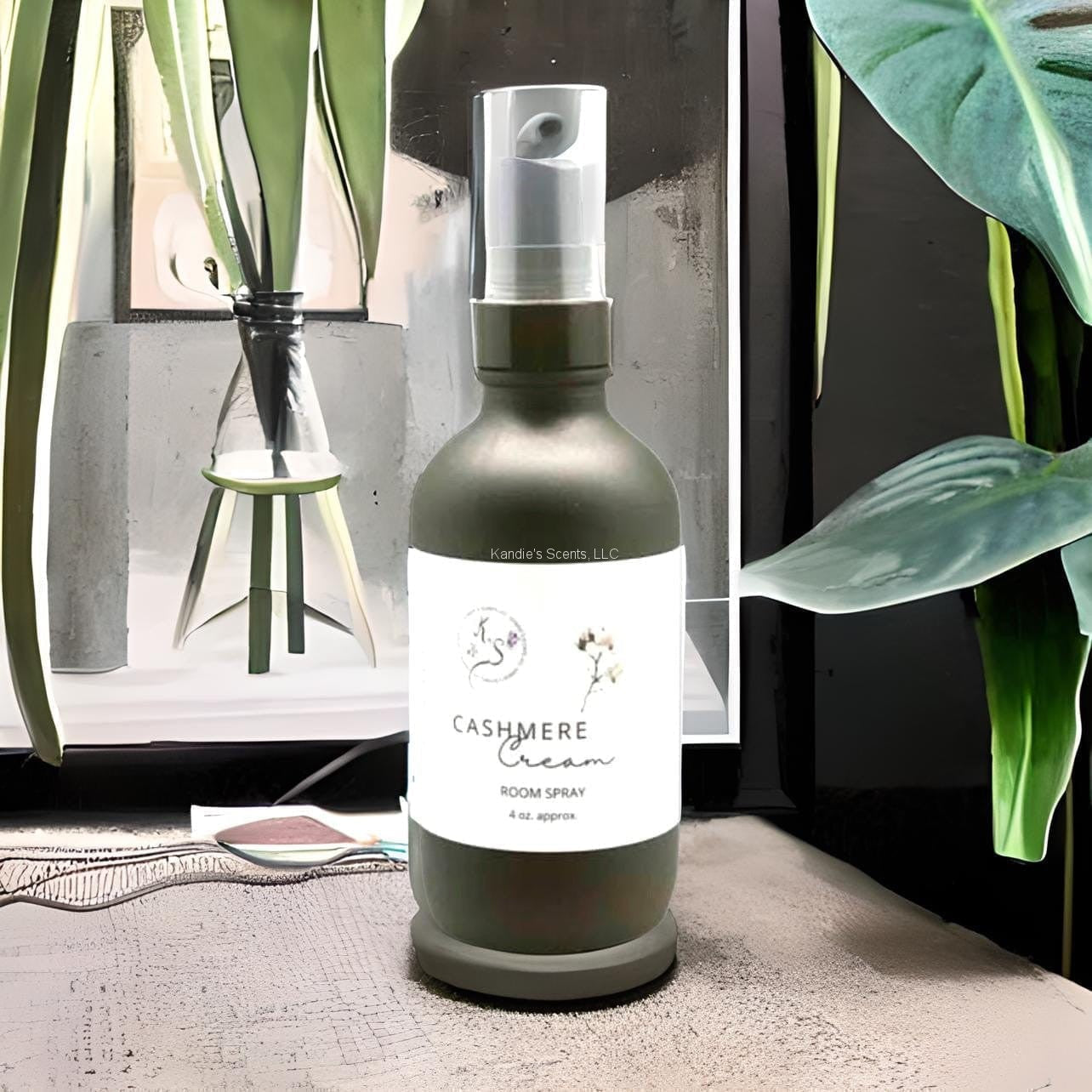 Luxury room spray with creamy, cozy fragrance blend
