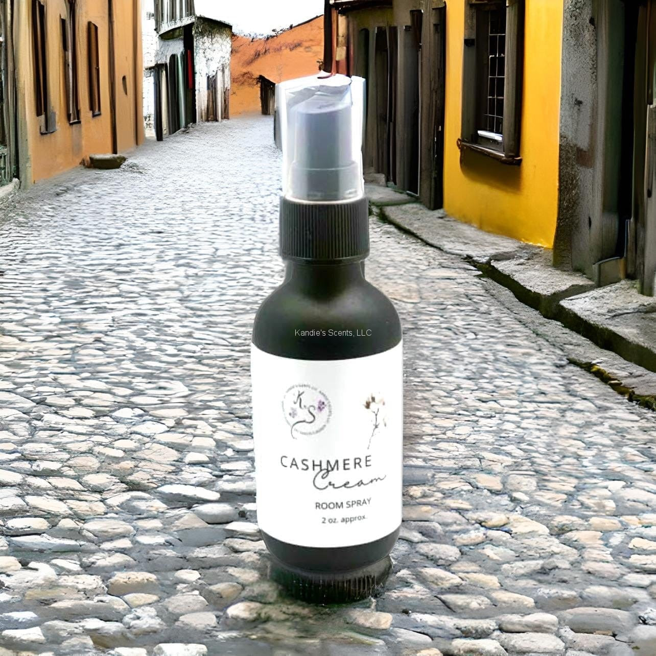 Luxury room spray with creamy, cozy fragrance blend