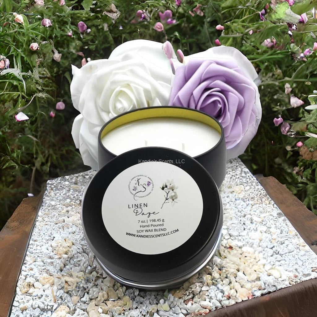 Linen Daze candle tin with fresh cotton and lavender scent